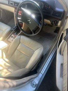 230E Mercedes Benz