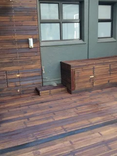 Hardwood Decking builders