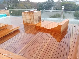 Hardwood Decking builders