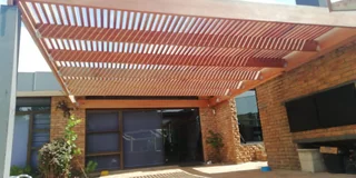 Hardwood Decking builders