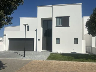 4 bed, 4,5 bathroom house to rent at Croydon Gardens Estate, Croyodon Somerset West