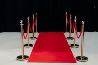 5cm Red Carpet and 4 Stanchions with Robes