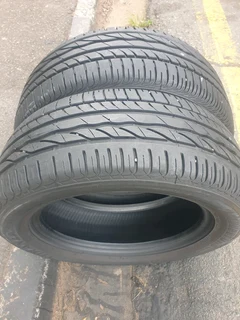 235 55 17.BRIDGESTONE TURANZA 99%thread life