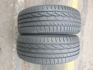 235 55 17.BRIDGESTONE TURANZA 99%thread life