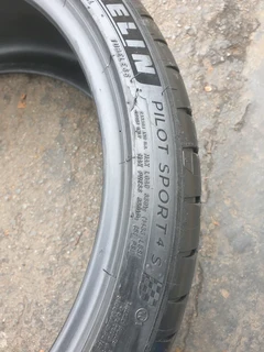 245 35 19.MICHELIN PILOT SPORT 4S