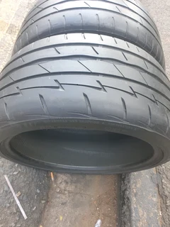 255 35 18.BRIDGESTONE POTENZA