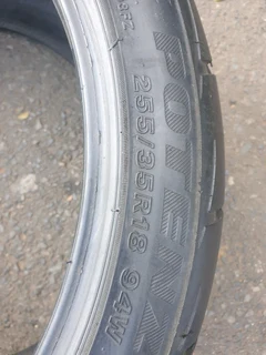 255 35 18.BRIDGESTONE POTENZA