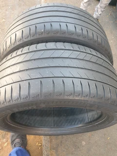 255 50 19.michelin Latitude Sport 3