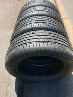 225 55 18.KUMHO SOLUS