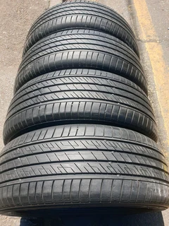 225 55 18.KUMHO SOLUS