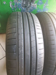 235 50 20.PIRELLI PZERO