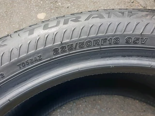 225 50 18.BRIDGESTONE TURANZA RUNFLAT