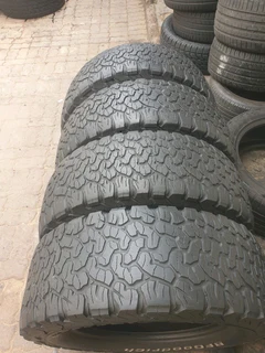 285 60 18.BFGOODRICH ALL TERRIAN KO2 WHITE WRITING