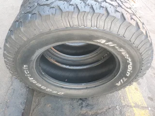 265 70 17.BFGOODRICH ALL TERRAIN KO