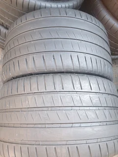 305 30 20.MICHELIN PILOT SPORT 4S