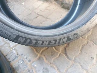 305 30 20.MICHELIN PILOT SPORT 4S