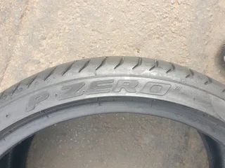 225 35 19.PIRELLI PZERO