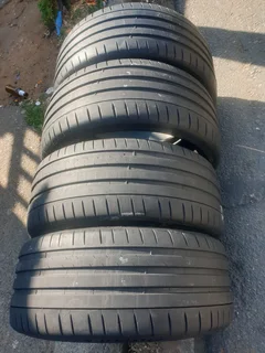 235 35 20.MICHELIN PILOT SPORT 4S