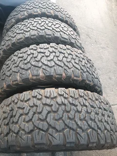 285 55 20.bfgoodrich All Terrain Ko2