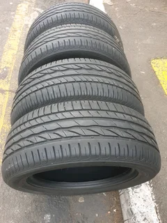235 55 17.bridgestone Dueler