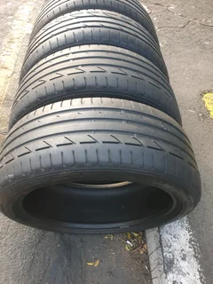 225 45 19.bridgestone Runflat