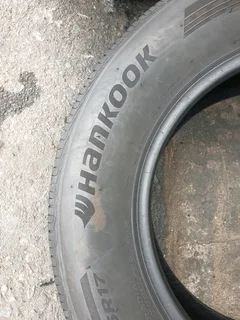 235 65 17.HANKOOK DYNAPRO HP2