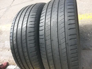 235 60 18.michelin Latitude Sport 3