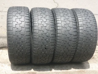 275 55 20.PIRELLI SCORPION ALL TERRAIN