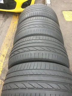 275 40 20 and 315 35 20.BRIDGESTONE DUELER H/P RUNFLAT
