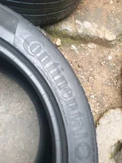 295 40 21.CONTINENTAL SPORT CONTACT 5