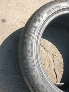 255 45 19.MICHELIN PILOT SUPER SPORT