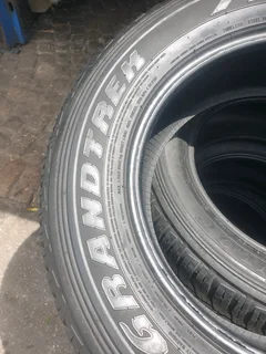 265 60 18.DUNLOP GRANDTRECK A/T