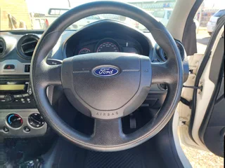 Ford Figo 2012
