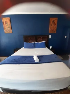 Affordable cheap and clean rooms to book at a guesthouse situated in Randburg Bordeaux