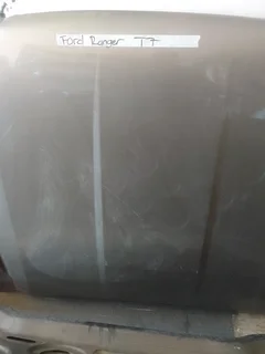 Ford Ranger T7 bonnet