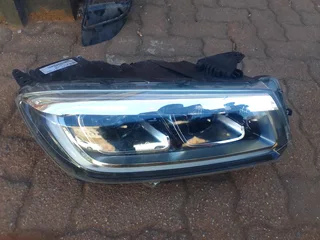 Toyota urban cruiser headlight (RHS)