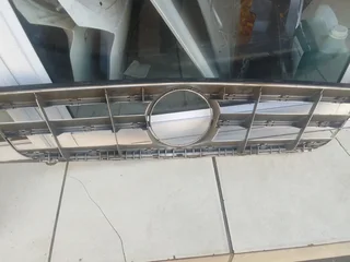 Mercedes Benz W204 front grille