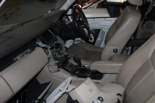 Land Rover Discovery 4 parts and spares.