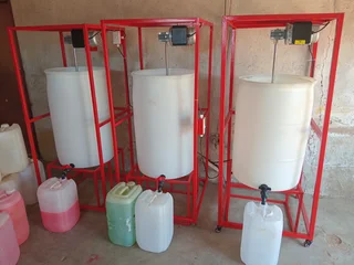 200l Brand New Detergent Mixers