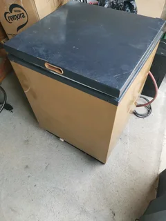 90L gaz, battery and electric freezer