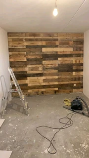 Rustic pallet cladding
