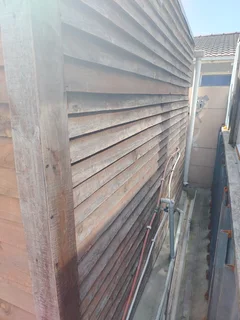 Second hand wendy house