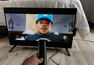 32inch smart hisense Full screen HD led Tv