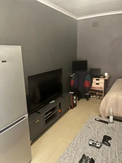 Flat - Ad posted by Noloyiso Mandla