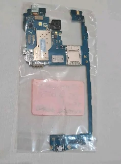 Samsung Galaxy J5 2015 Replacement Motherboard I don&#39;t fit