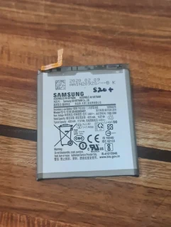 Samsung Galaxy s20 plus original replacement battery  I don't fit I only sell parts