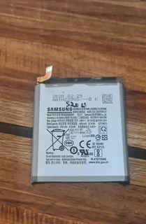 Samsung Galaxy s20 Ultra replacement original battery I don't fit I only sell parts