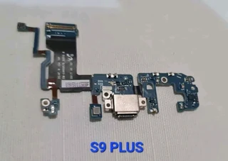 Samsung Galaxy s9 plus replacement parts read ad I don&#39;t fit