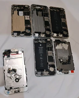 Iphone 6 model A1586 please read the ad and it's a package deal