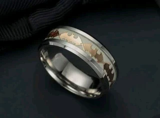 Batman collectable  DC Rings &amp; Earings Please Read Ad For Sizes &amp; Prices